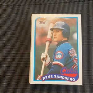 Ryne Sandberg Cubs 1989 Topps lot - 50 cards baseball